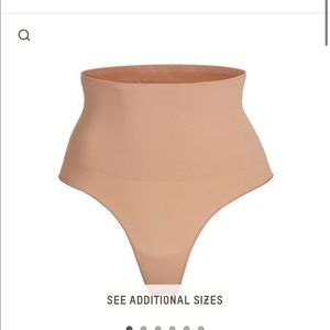NIB SKIMS Core Control Thong in Ochre S/M